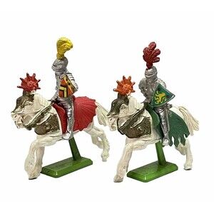 Britains Deetail Medieval Knights & Horses Pair Figures Vintage 1971 VGC.  A5